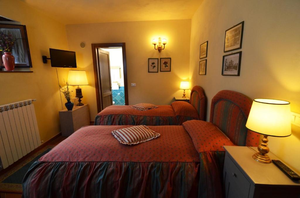 Villa Agriturismo Il Passeggere Bruscoli Zimmer foto